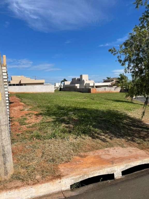 Terreno / Lote / Condomínio  à venda, 855m² — foto 13 de 14