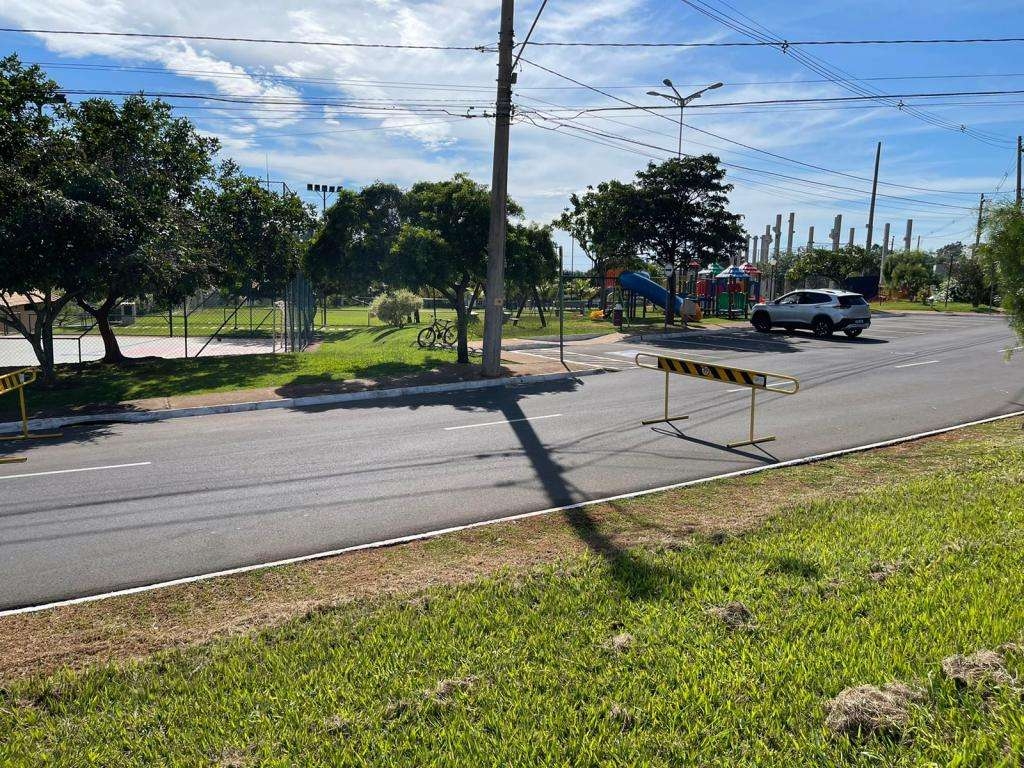 Terreno / Lote / Condomínio  à venda, 855m² — foto 11 de 14