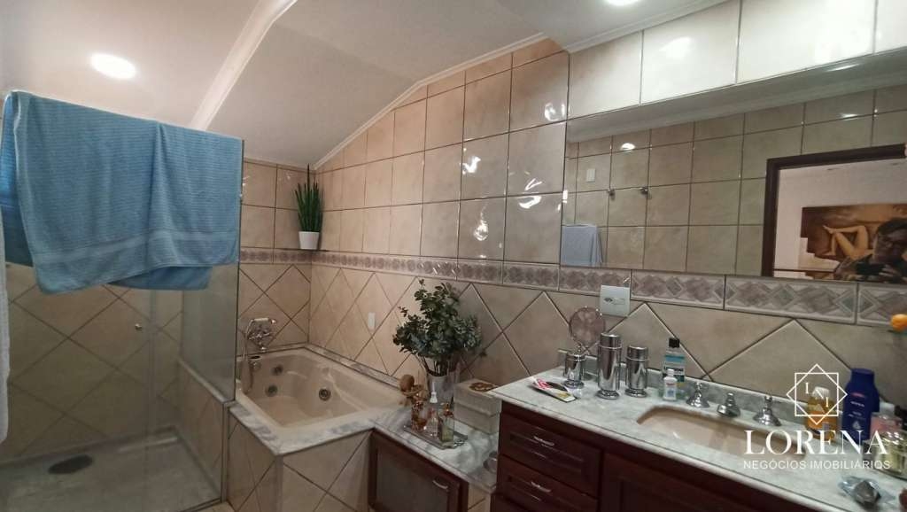 Sobrado com 5 quartos à venda, 300m² — foto 12 de 29