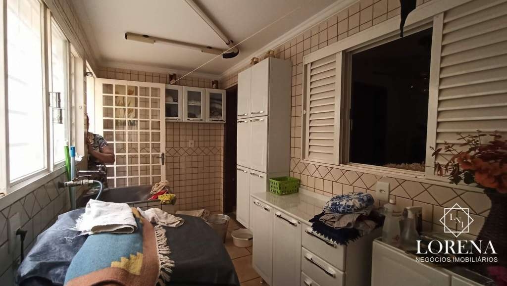 Sobrado com 5 quartos à venda, 300m² — foto 21 de 29