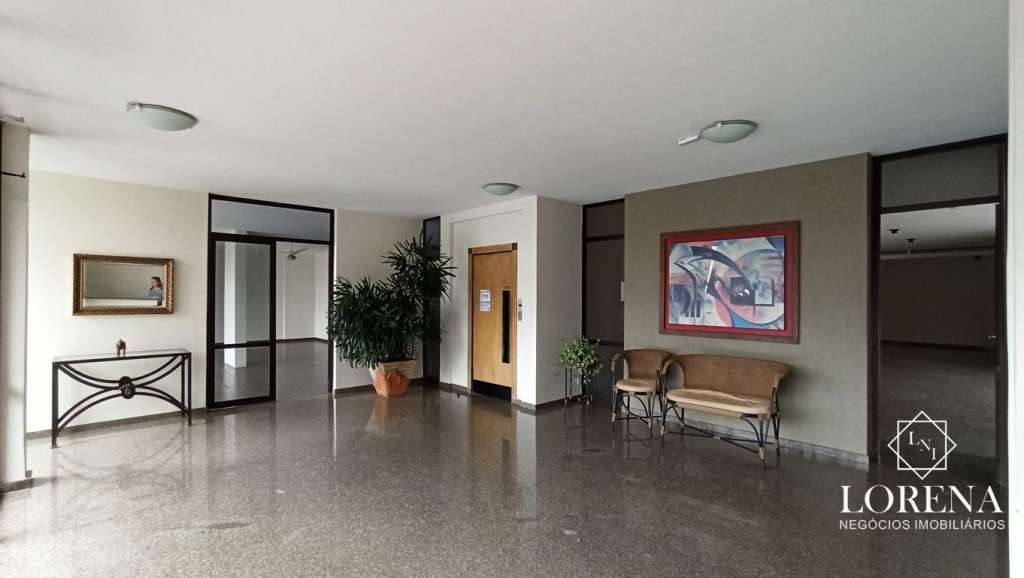 Apartamento com 4 quartos à venda, 230m² — foto 20 de 31