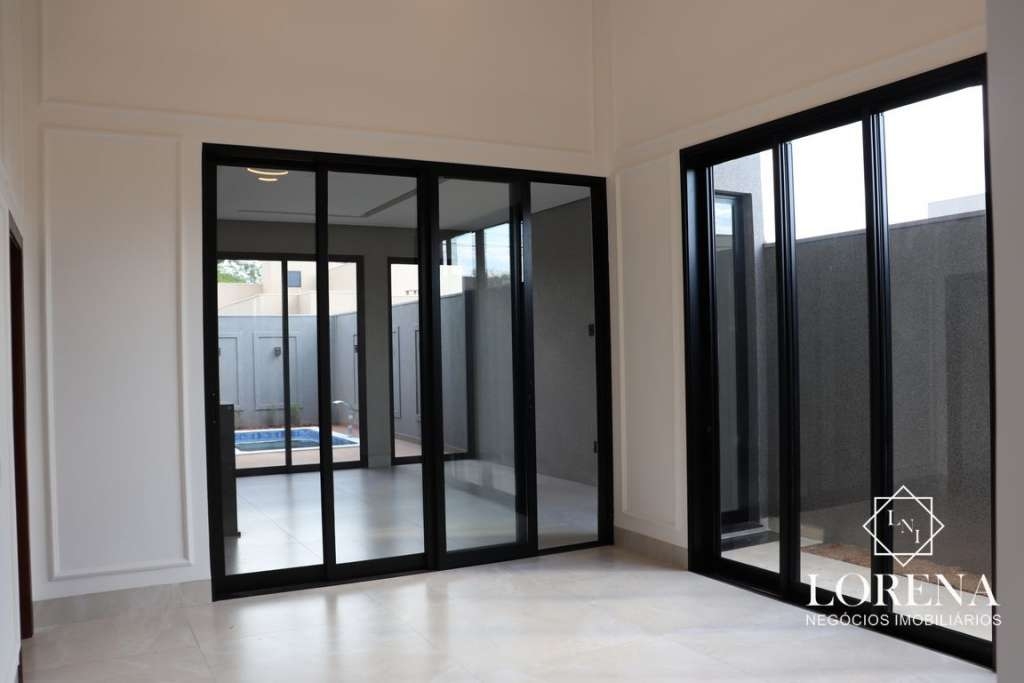 Casa de Condomínio com 3 quartos à venda, 220m² — foto 5 de 31