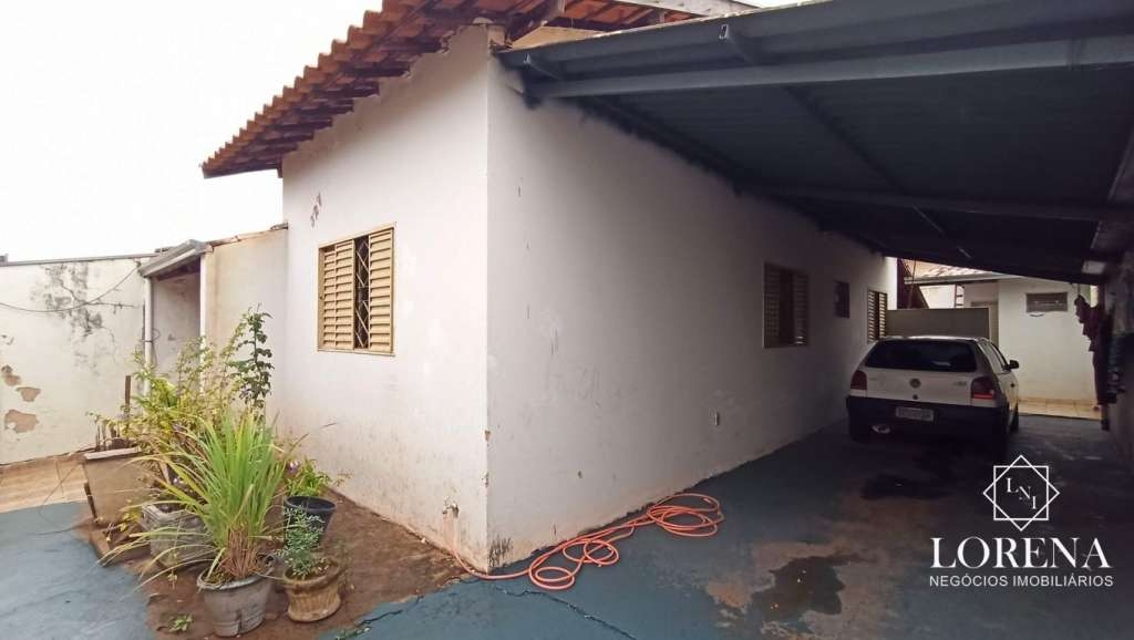 Casa com 3 quartos à venda, 80m² — foto 2 de 14