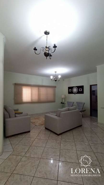 Casa com 4 quartos à venda, 300m² — foto 13 de 32