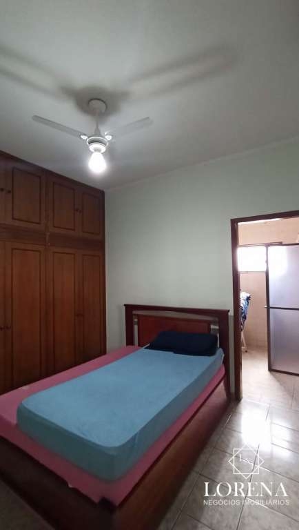 Casa com 4 quartos à venda, 300m² — foto 21 de 32