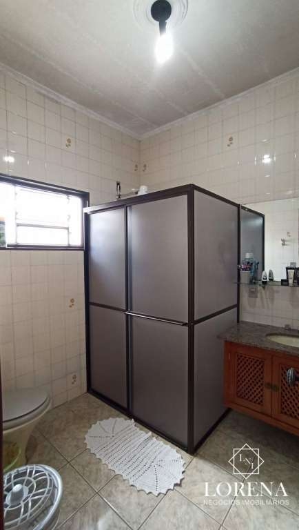 Casa com 4 quartos à venda, 300m² — foto 26 de 32
