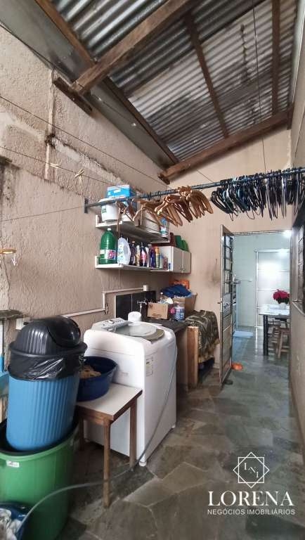 Casa com 4 quartos à venda, 300m² — foto 30 de 32