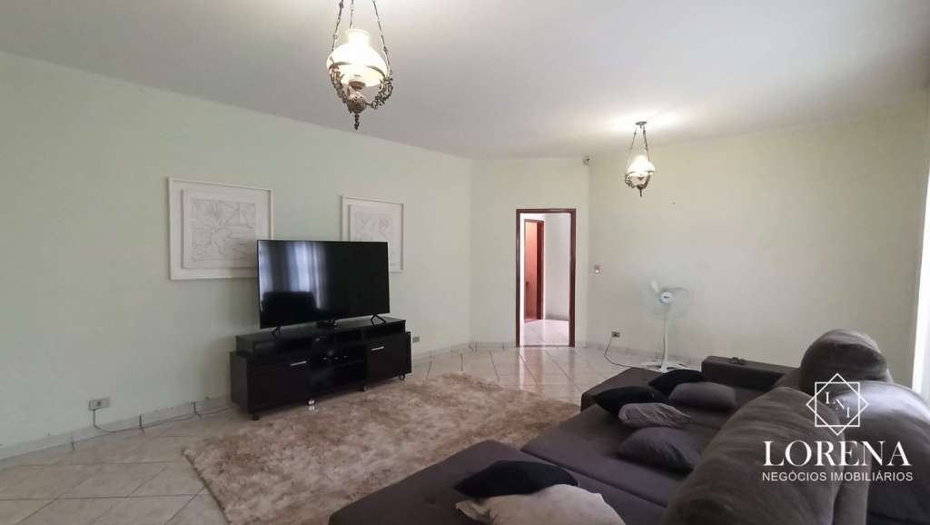 Casa com 4 quartos à venda, 300m² — foto 10 de 32