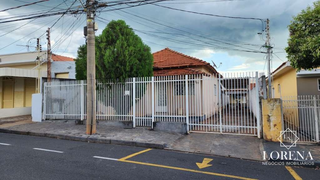 Casa com 2 quartos à venda, 200m² — foto 1 de 26