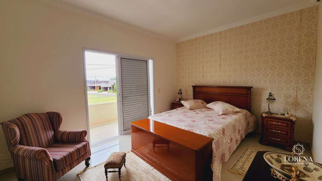 Sobrado com 4 quartos à venda, 342m² — foto 14 de 31