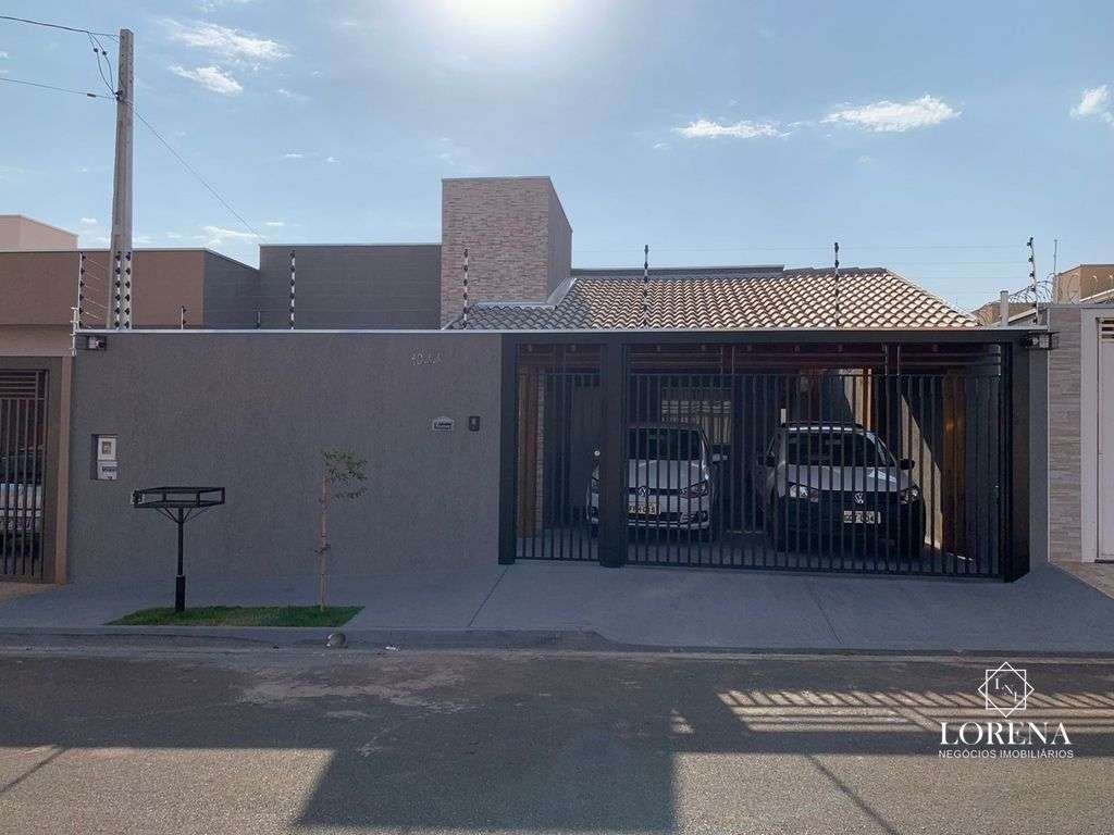 Casa com 3 quartos à venda, 120m² — foto 2 de 21