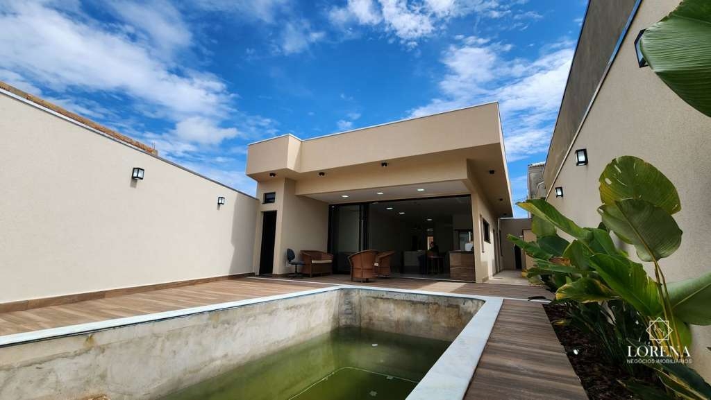 Casa com 3 quartos à venda, 264m² — foto 18 de 31
