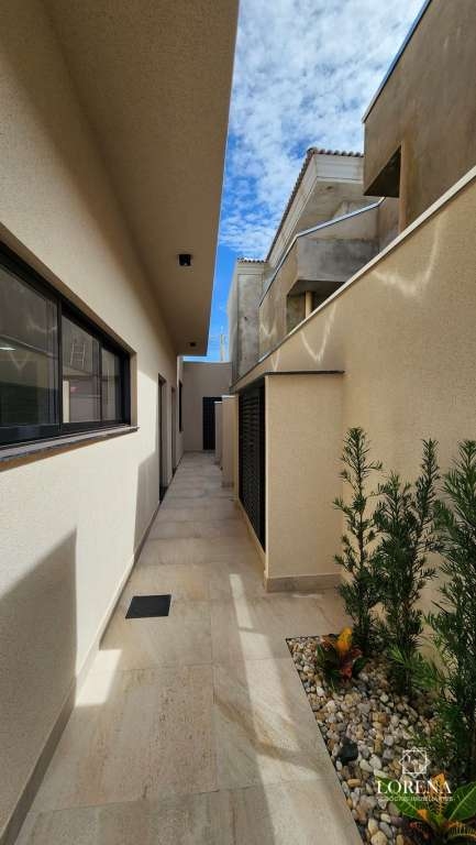 Casa com 3 quartos à venda, 264m² — foto 27 de 31