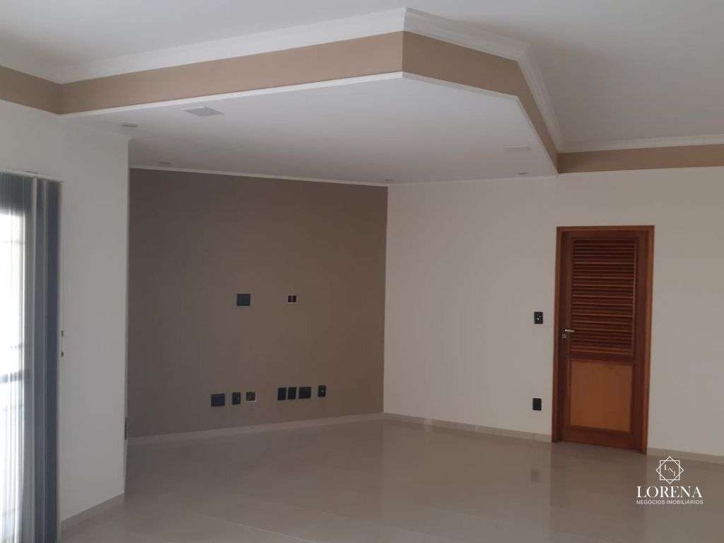 Casa com 3 quartos à venda, 250m² — foto 33 de 50