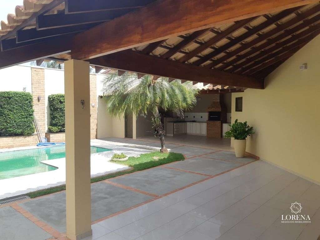 Casa com 3 quartos à venda, 250m² — foto 43 de 50