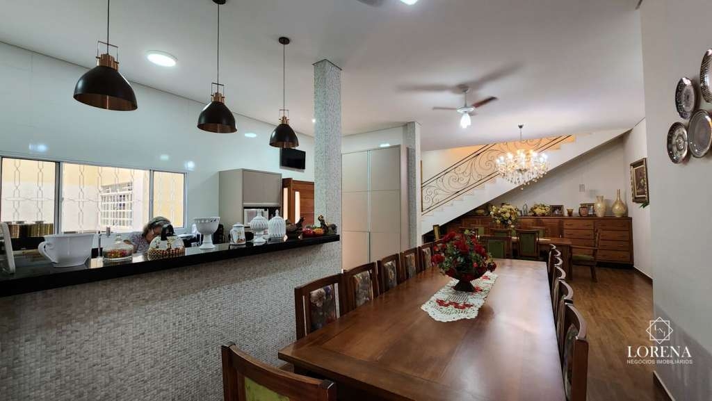 Sobrado com 5 quartos à venda, 430m² — foto 16 de 30