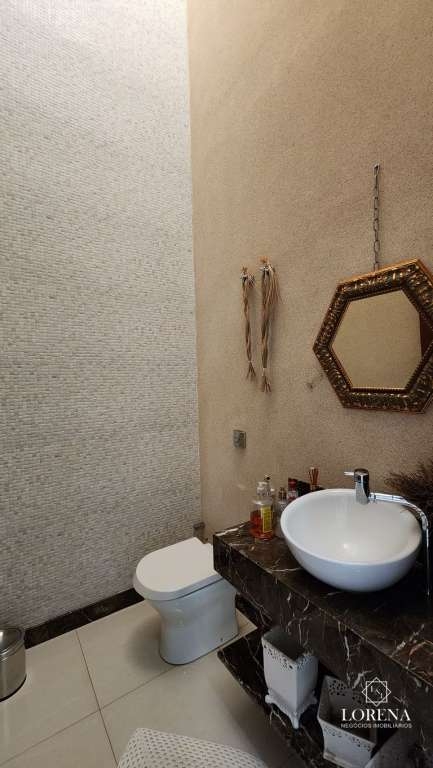 Casa com 4 quartos à venda, 215m² — foto 27 de 30