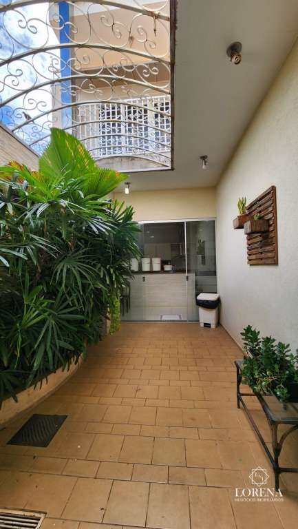 Casa com 4 quartos à venda, 215m² — foto 23 de 30