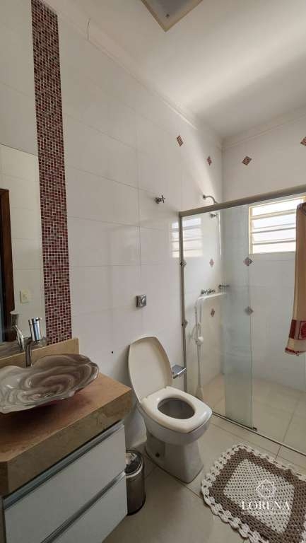 Casa com 4 quartos à venda, 215m² — foto 29 de 30