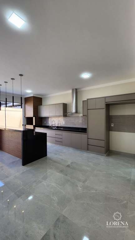 Casa com 3 quartos à venda, 200m² — foto 27 de 30