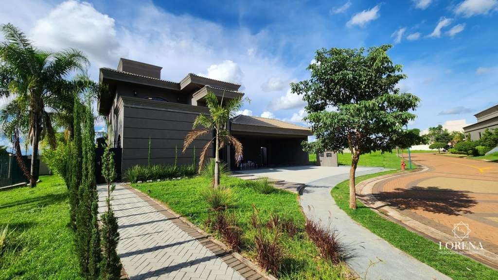 Casa de Condomínio com 4 quartos à venda, 360m² — foto 2 de 30