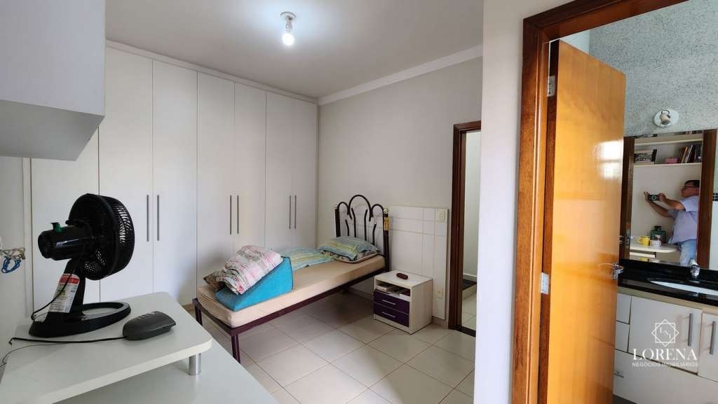 Casa de Condomínio com 3 quartos à venda, 225m² — foto 9 de 30
