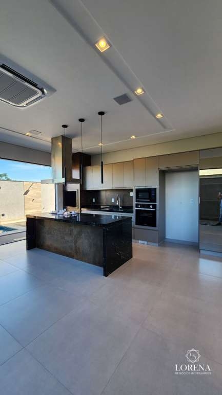 Casa de Condomínio com 3 quartos à venda, 207m² — foto 15 de 31