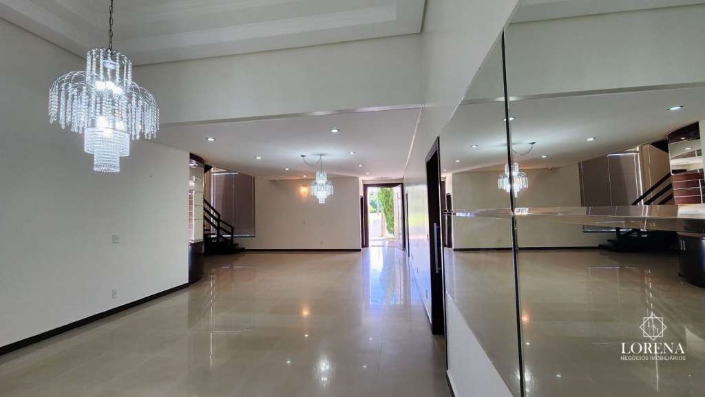 Casa de Condomínio com 5 quartos à venda, 403m² — foto 17 de 31