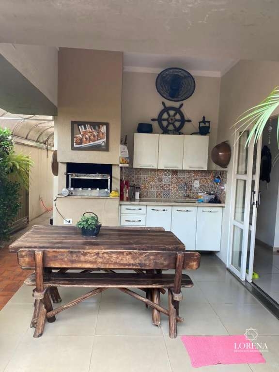 Casa com 3 quartos à venda, 95m² — foto 1 de 38