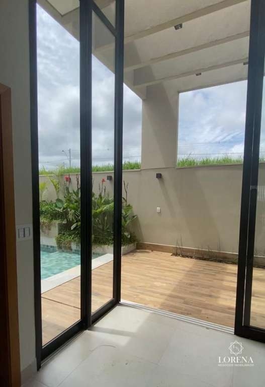 Casa com 3 quartos à venda, 166m² — foto 3 de 38