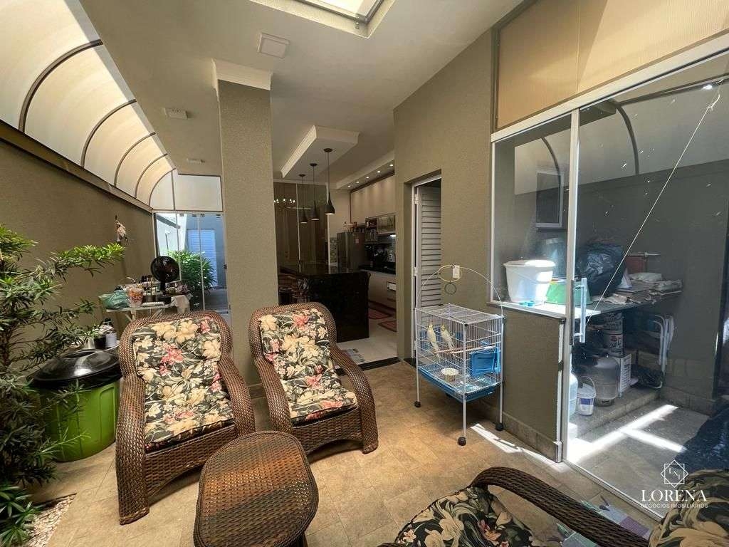 Casa com 3 quartos à venda, 120m² — foto 15 de 50