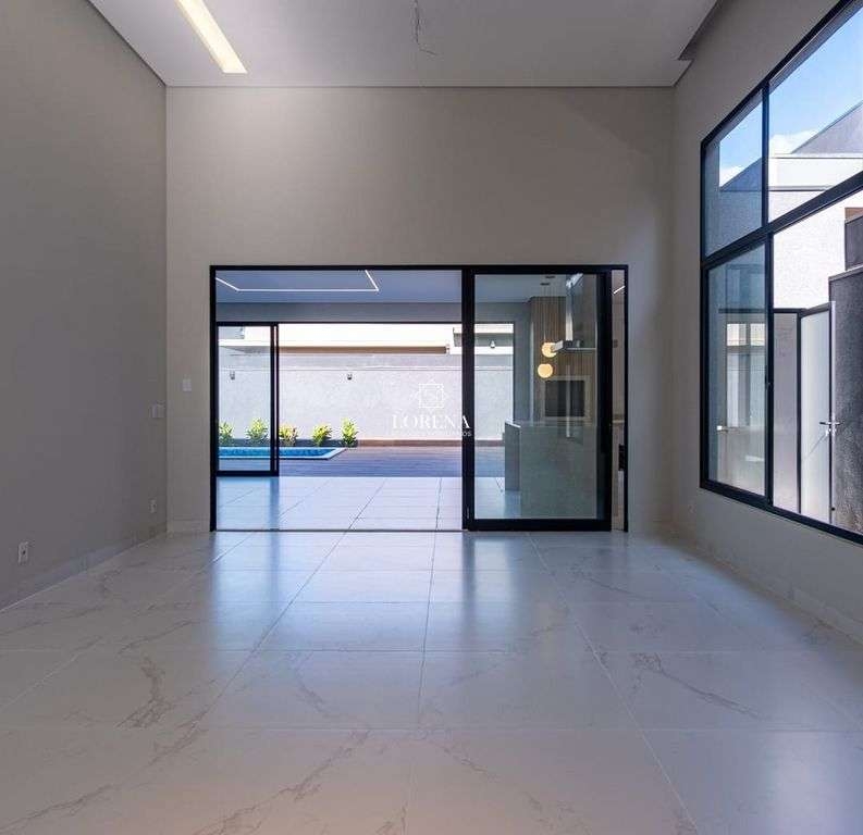 Casa de Condomínio com 3 quartos à venda, 222m² — foto 3 de 18