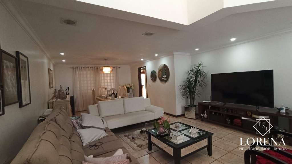 Sobrado com 5 quartos à venda, 300m² — foto 17 de 29