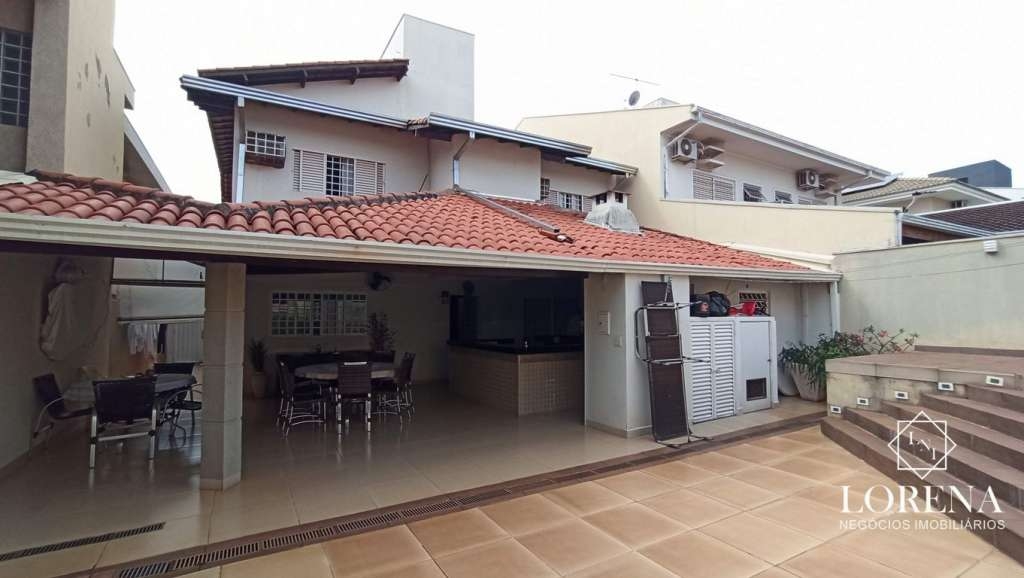 Sobrado com 5 quartos à venda, 300m² — foto 28 de 29