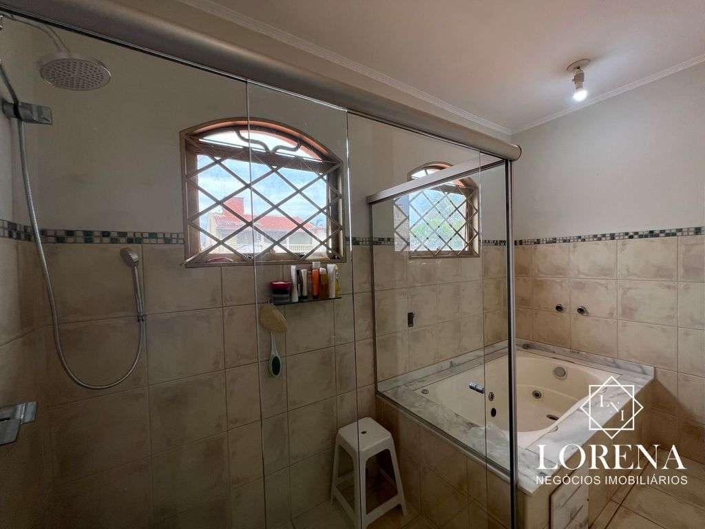 Sobrado com 5 quartos à venda, 330m² — foto 22 de 31