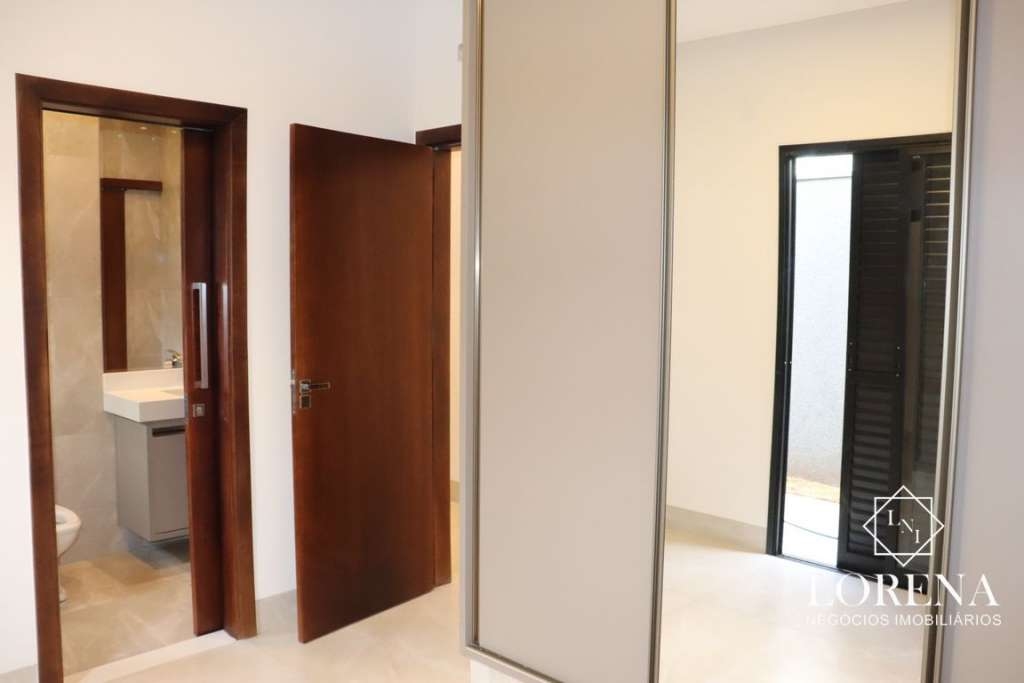 Casa de Condomínio com 3 quartos à venda, 220m² — foto 15 de 31