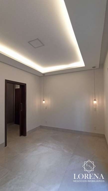 Casa de Condomínio com 3 quartos à venda, 220m² — foto 26 de 31