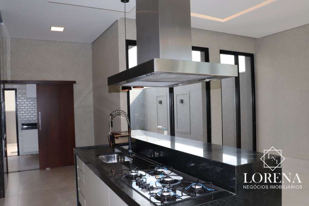Casa de Condomínio com 3 quartos à venda, 220m² — foto 10 de 31