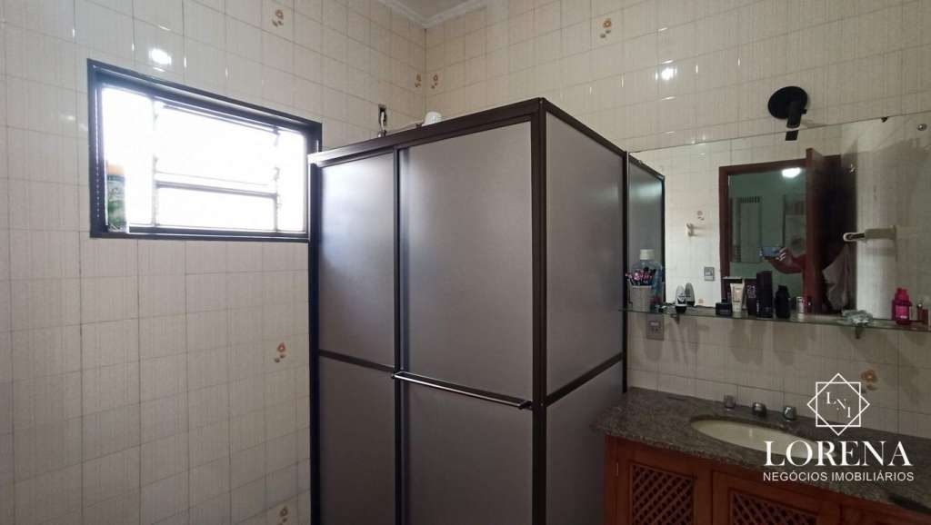 Casa com 4 quartos à venda, 300m² — foto 25 de 32