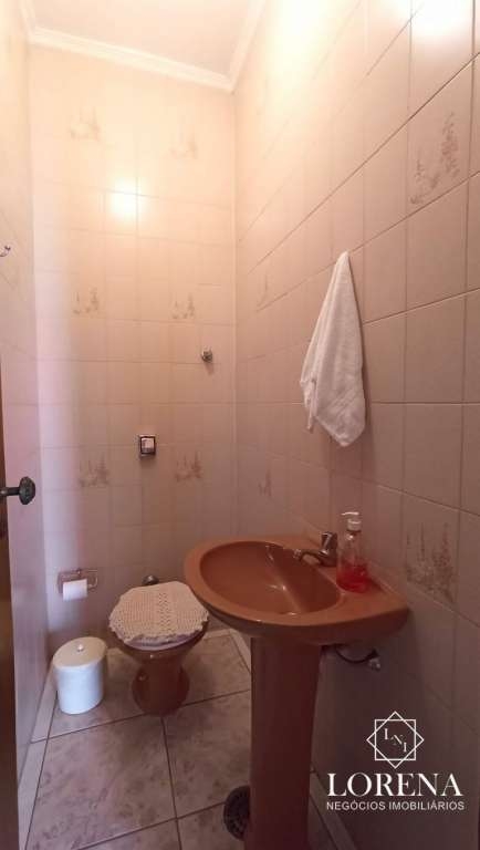 Casa com 4 quartos à venda, 300m² — foto 7 de 32