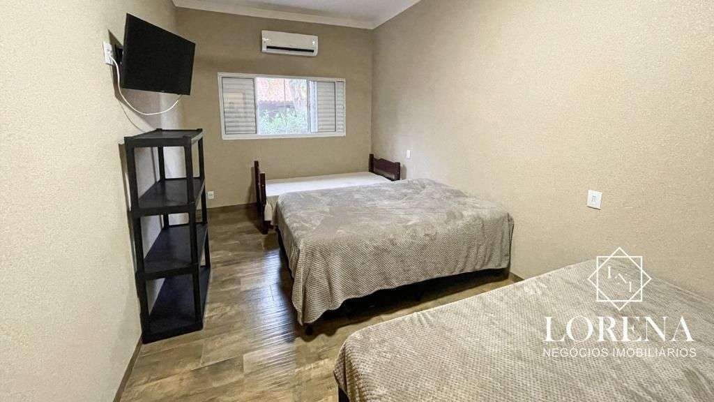 Fazenda / Sítio / Chácara com 4 quartos à venda, 1000m² — foto 9 de 18