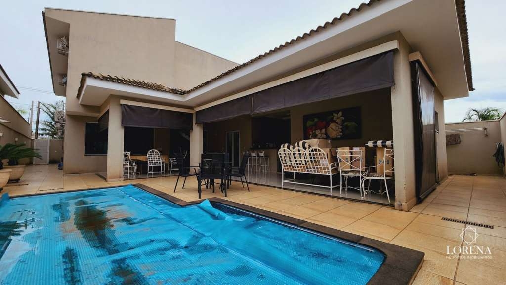 Sobrado com 4 quartos à venda, 342m² — foto 11 de 31