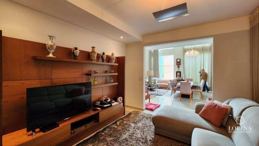 Sobrado com 4 quartos à venda, 342m² — foto 13 de 31