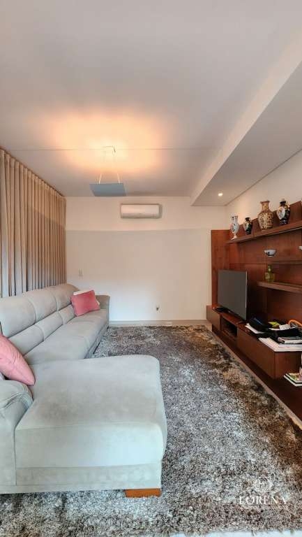 Sobrado com 4 quartos à venda, 342m² — foto 22 de 31