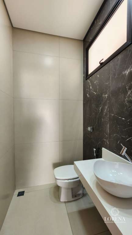 Casa com 3 quartos à venda, 264m² — foto 24 de 31