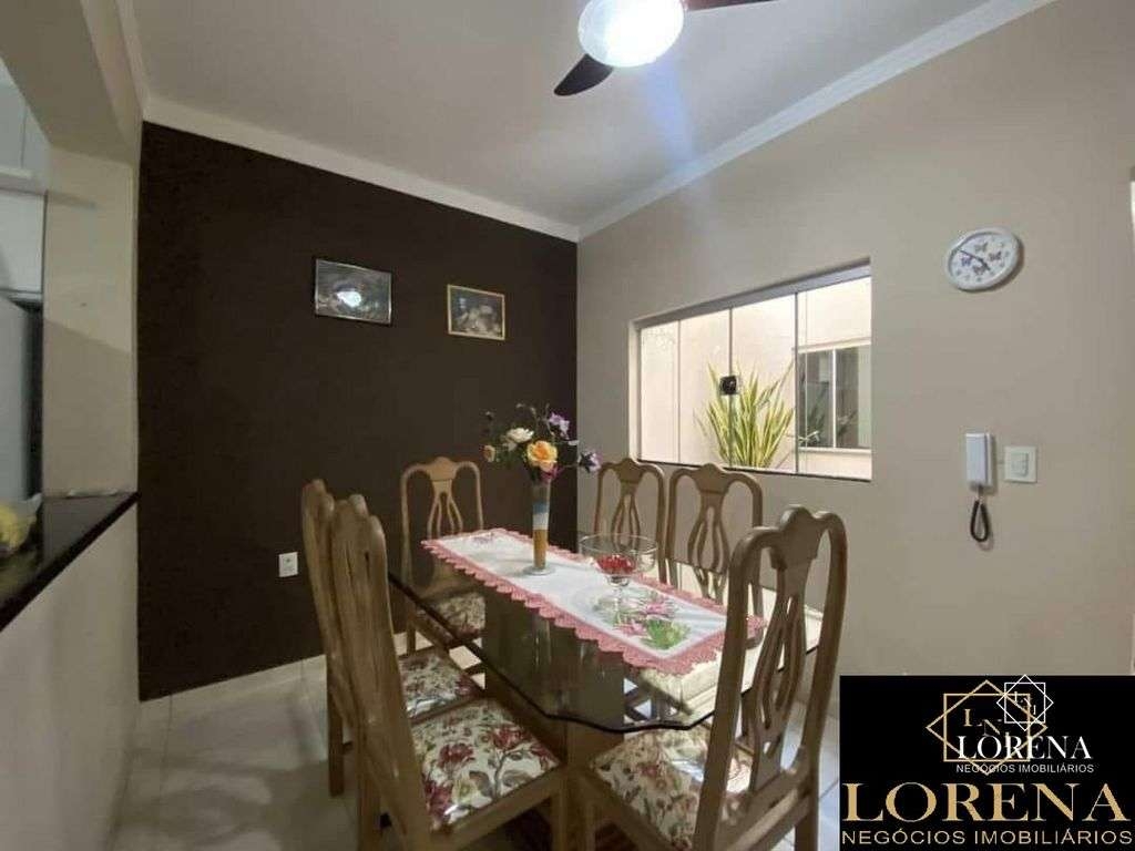 Casa com 3 quartos à venda, 180m² — foto 10 de 26