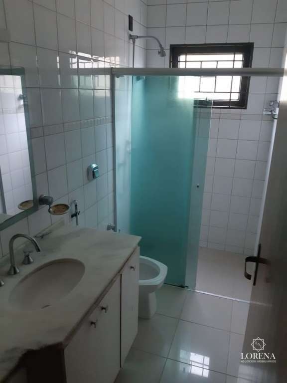 Casa com 3 quartos à venda, 250m² — foto 26 de 50