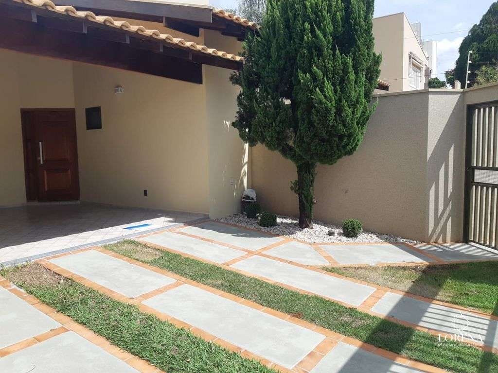 Casa com 3 quartos à venda, 250m² — foto 32 de 50