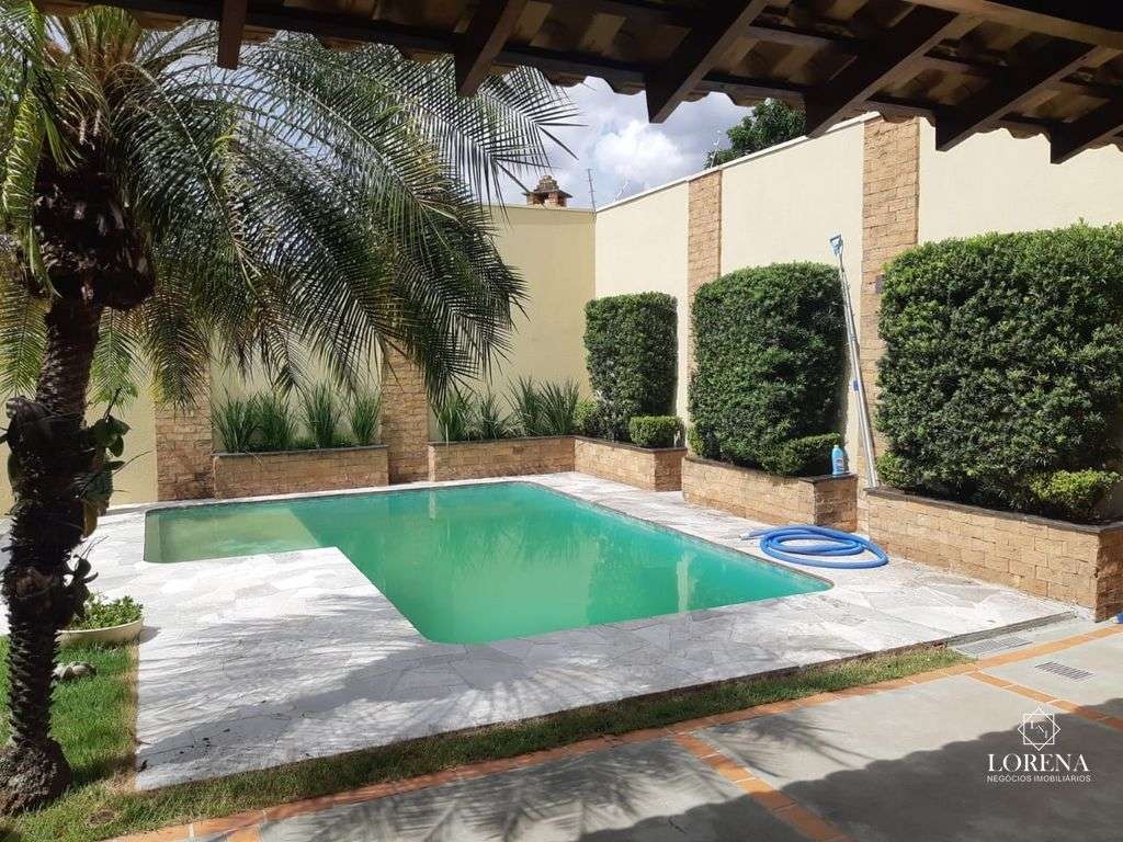 Casa com 3 quartos à venda, 250m² — foto 28 de 50