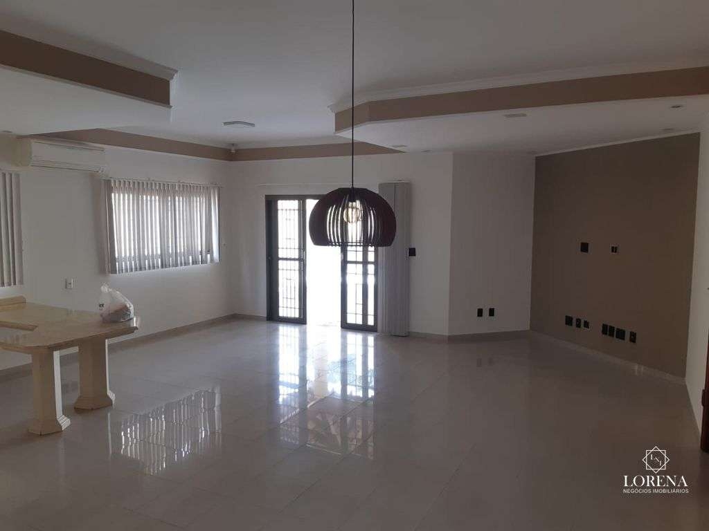 Casa com 3 quartos à venda, 250m² — foto 8 de 50
